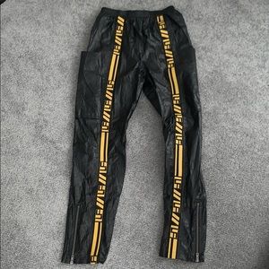 TRACK PANTS WITH LF TAPE